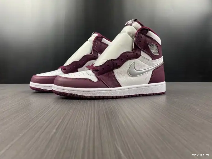 555088-611 High OG Air Jordan 1 Bordeaux 0408